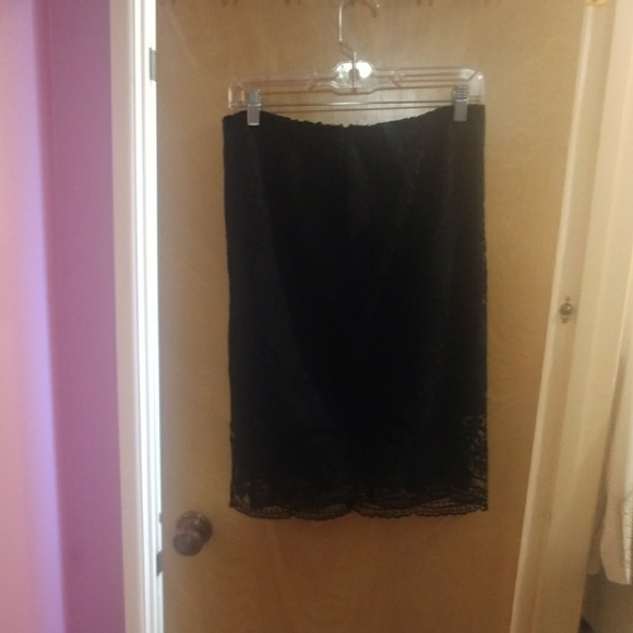 Lace Skirt - Picture 5 of 7